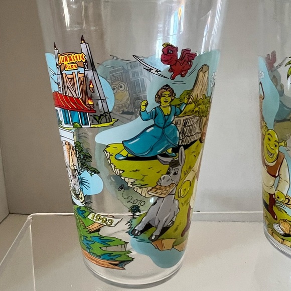 Set of 4 McDonald's Like New 2024 Collector's Cups!!! - Picture 5 of 6